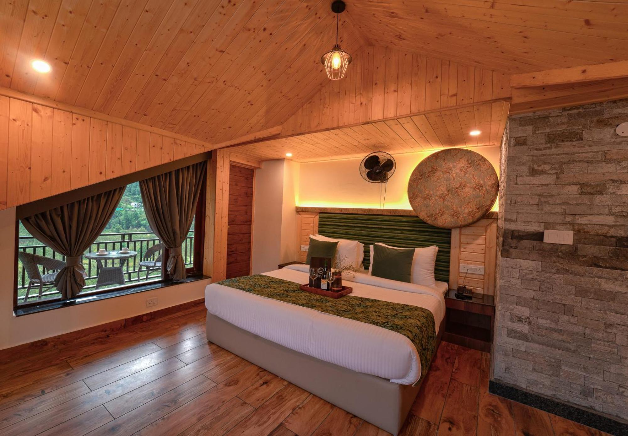 Hotel Nazaara - A Luxe Retreat à Manāli Extérieur photo