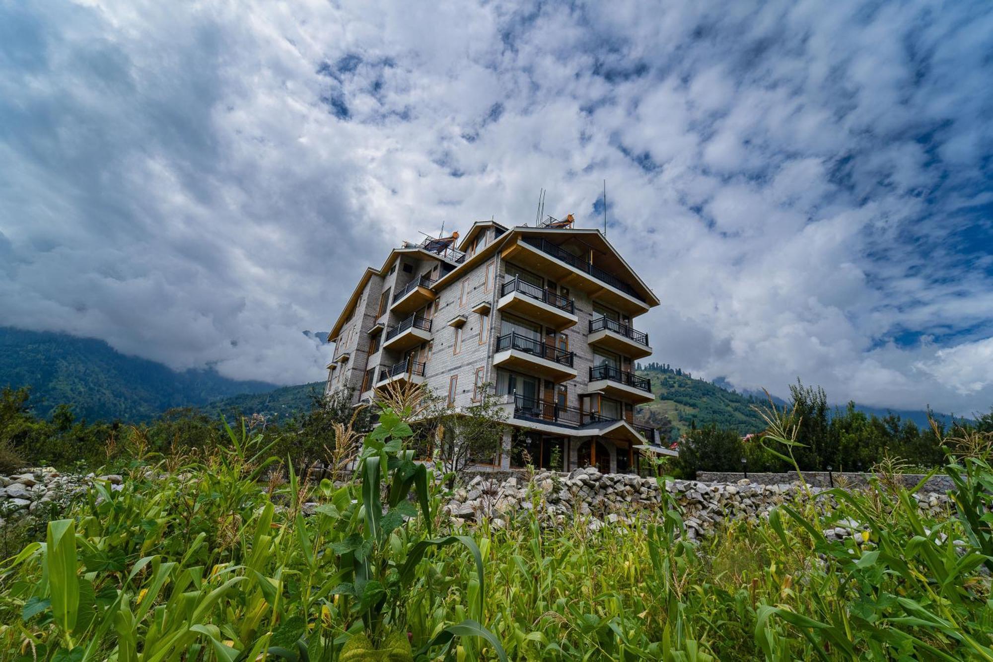 Hotel Nazaara - A Luxe Retreat à Manāli Extérieur photo